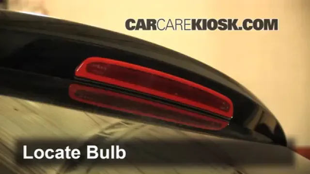 2014 BMW X1 xDrive28i 2.0L 4 Cyl. Turbo Éclairage Feu de freinage central (remplacer l'ampoule)